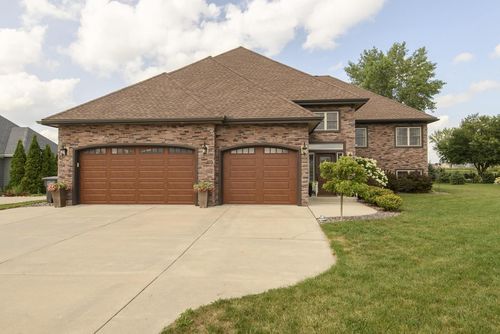 647 E Clancy Street, Jefferson, WI, 53549 | Card Image