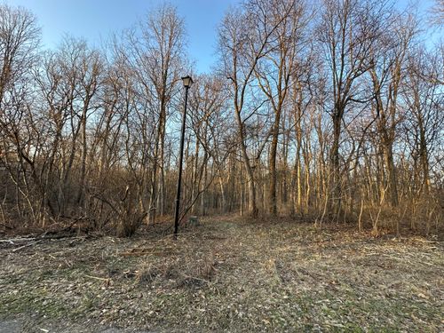 6263 Maple Wood Dr, Edwardsburg, MI, 49112 | Card Image