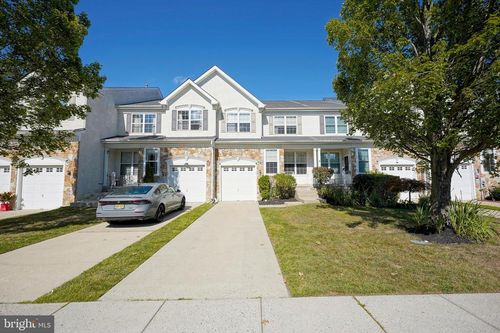 18 Weaver Dr, MARLTON, NJ, 08053-5585 | Card Image