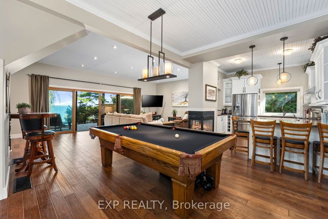 21 Pinery Lane, House other with 3 bedrooms, 2 bathrooms and 12 parking in Jacksons Point ON | Image 14