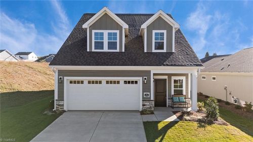 212 Mountain Maple Dr, King, NC, 27021-9343 | Card Image