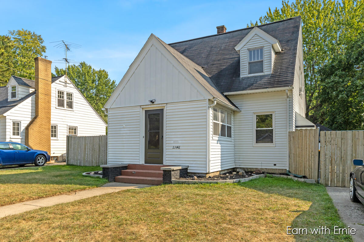 Waldron St, Wyoming, MI 49519