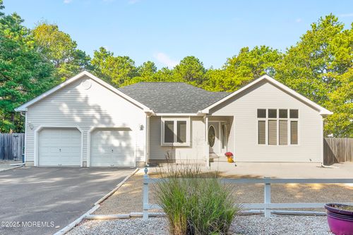 400 Schoolhouse Rd, Whiting, NJ, 08759-1700 | Card Image