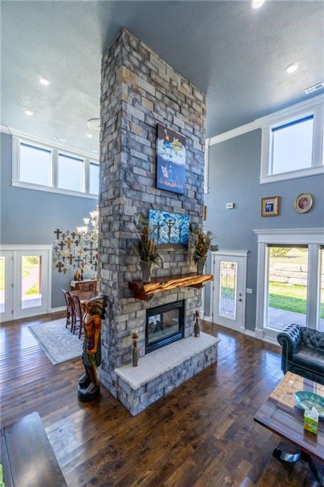 9016 Se Highway 69, House other with 3 bedrooms, 3 bathrooms and null parking in Cameron MO | Image 19