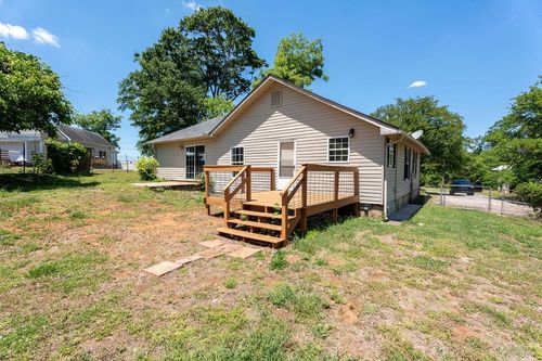 423 Carolina Dr, spartanburg, SC, 29306 | Card Image