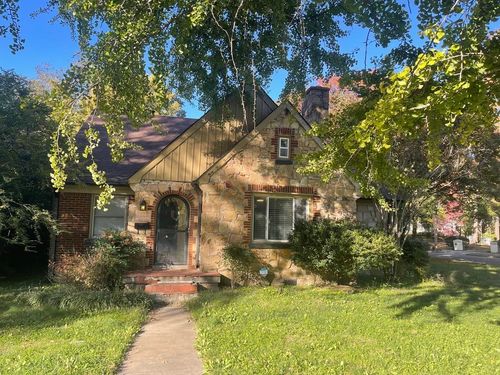 3320 Central Ave, Memphis, TN, 38111-4402 | Card Image