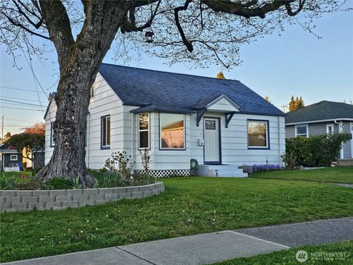 4523 N 16th St, Tacoma, WA, 98406-3803 | Card Image