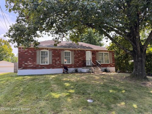 5301 Sprucewood Dr, Louisville, KY, 40291-1147 | Card Image