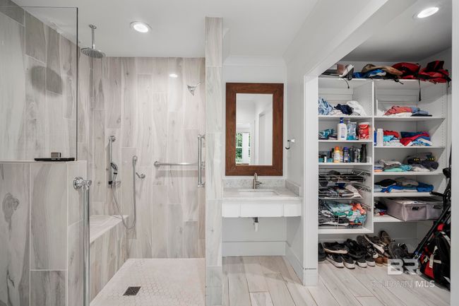 Bathroom | Image 31