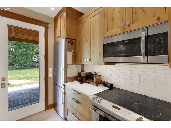 Separate Living Quarters | Image 27