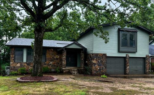 6317 Rolling Hills Dr, North Little Rock, AR, 72118-2643 | Card Image