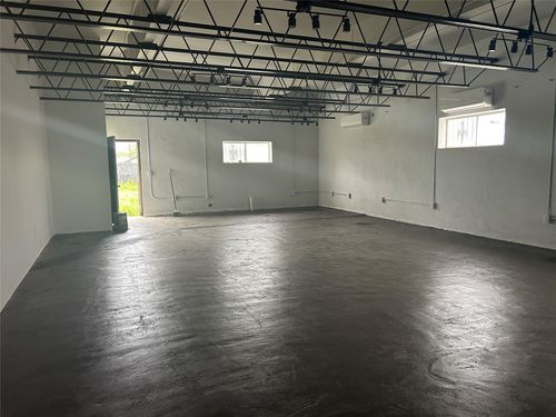 3020 Navaro Street, Dallas, TX, 75212 | Card Image