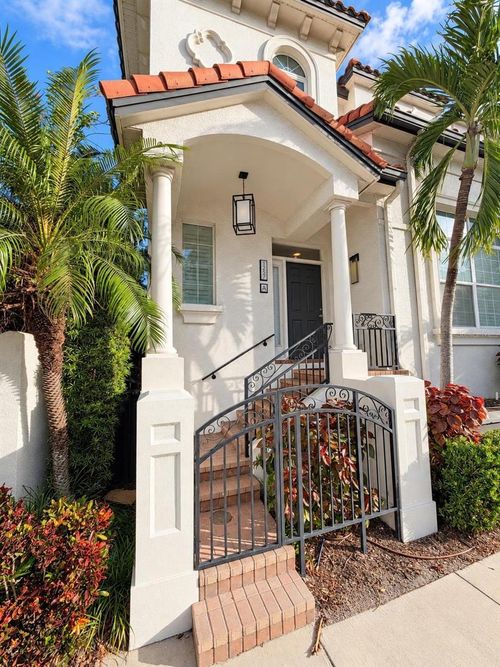 a1-1257 Fruitville Rd, Sarasota, FL, 34236-8944 | Card Image