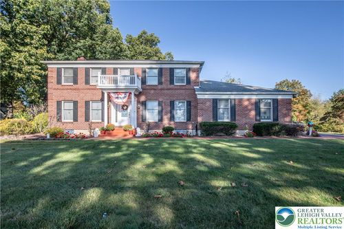 656 Daniels Rd, Nazareth, PA, 18064-9030 | Card Image