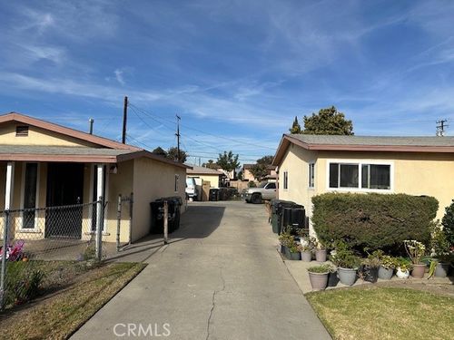 5933 Loveland St, Bell Gardens, CA, 90201-1734 | Card Image