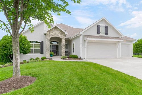 9416 W 157th Pl, Overland Park, KS, 66221-7819 | Card Image