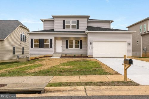 211 Princess Caroline Ct, Edinburg, VA, 22824-9403 | Card Image