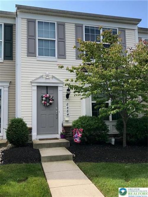 8484 Cromwell Ct, BREINIGSVILLE, PA, 18031-1589 | Card Image