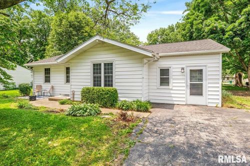 321 Parkview Dr, Rochester, IL, 62563-9538 | Card Image