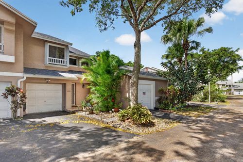 1991 Discovery Cir E, Deerfield Beach, FL, 33442-1029 | Card Image