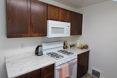 1307 Rochefontaine St, Richland, WA, 99354-3331 | Card Image