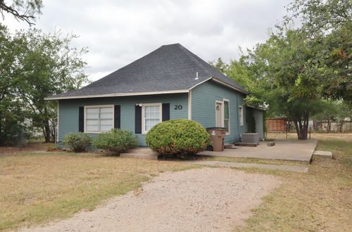 20 E 24th Street, San Angelo, TX, 76903 | Card Image