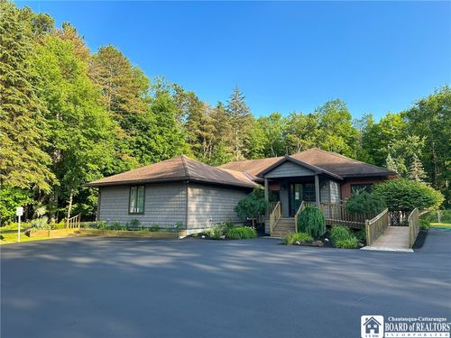 70 W Fairmount Ave, Lakewood, NY, 14750-1758 | Card Image
