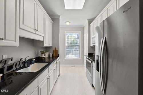 18 Scottish Ln, Durham, NC, 27707-5294 | Card Image