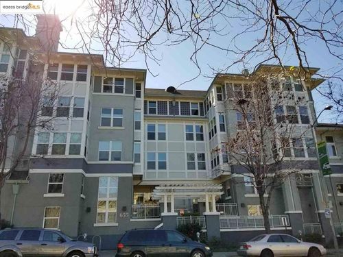655 12th St, Oakland, CA, 94607 | Card Image
