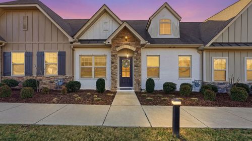 330 Madeira Pl, Gallatin, TN, 37066-1753 | Card Image