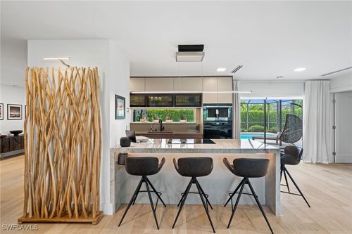 304 Nason Ln, NAPLES, FL, 34112-5246 | Card Image