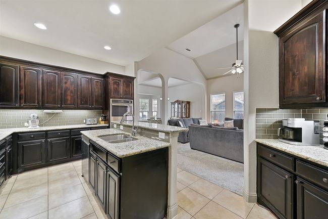 9205 Athens Dr, House other with 3 bedrooms, 3 bathrooms and null parking in Argyle TX | Image 19