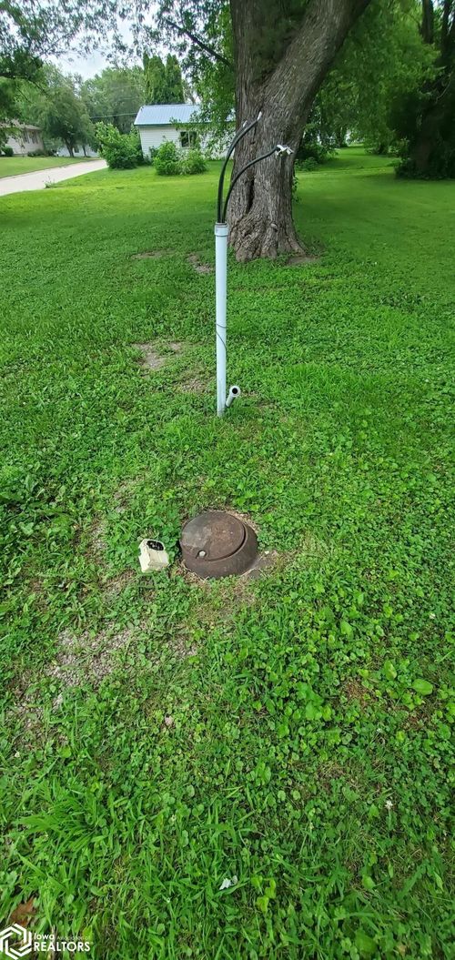 1503 S 20th St, Centerville, IA, 52544-3209 | Card Image