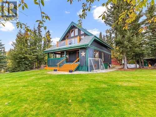 11 Tombstone Pl, Whitehorse, YT, Y1A5T4 | Card Image