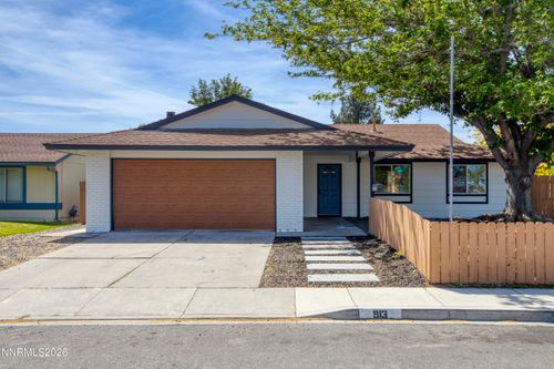 913 Glen Molly Dr, Sparks, NV, 89434-2527 | Card Image