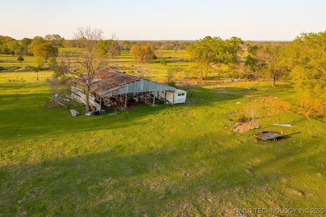 10548 S Highway 109 A, House other with 2 bedrooms, 1 bathrooms and null parking in Lane OK | Image 8