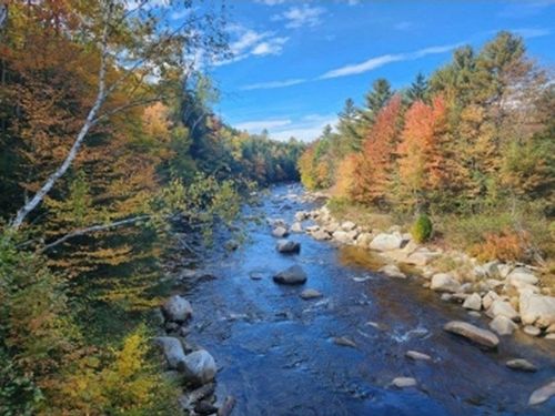5 Wing Rd, Bethlehem, NH, 03574-4128 | Card Image