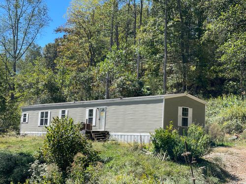 35 Luther Rd, Mount Vernon, KY, 40456-8425 | Card Image