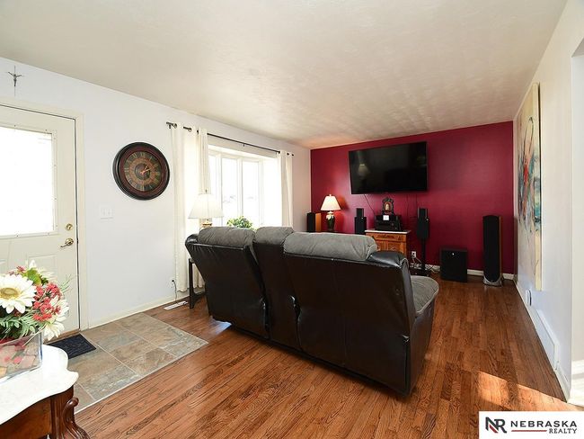 11023 Franklin Cir, House other with 3 bedrooms, 2 bathrooms and 2 parking in Omaha NE | Image 5