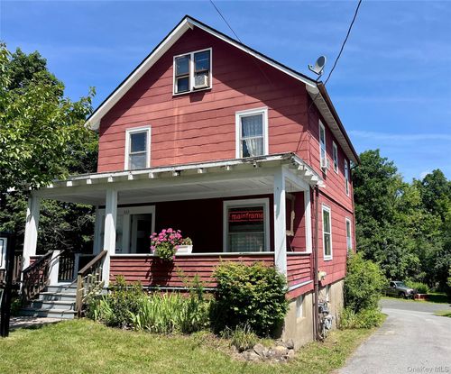 513 E Main St, Middletown, NY, 10940-2633 | Card Image