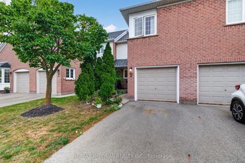 26a-5205 Glen Erin Dr, Mississauga, ON, L5M5N6 | Card Image