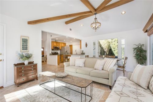 21722 Saluda Cir, Huntington Beach, CA, 92646-8224 | Card Image