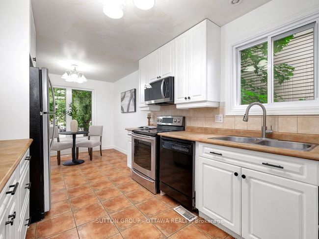 1112 St Germain Cres, House other with 4 bedrooms, 2 bathrooms and 2 parking in Orleans ON | Image 24