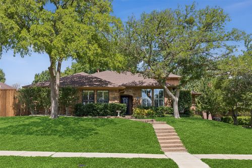 1229 Stonewall St, Garland, TX, 75043-1542 | Card Image