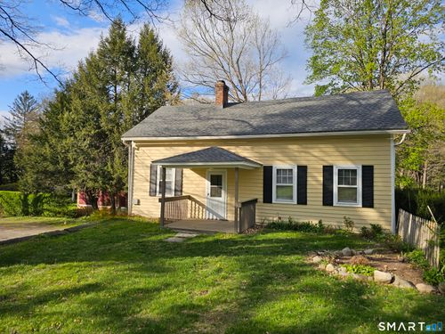 17 Pleasant St, Woodbury, CT, 06798-2927 | Card Image