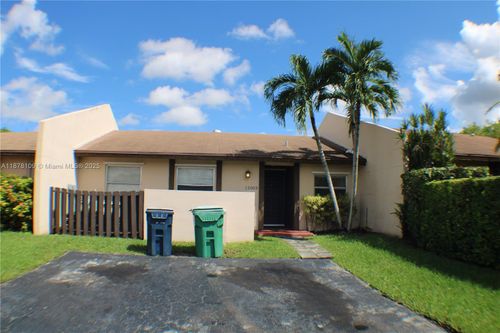 12003 Sw 110th Street Cir N, Miami, FL, 33186-3814 | Card Image