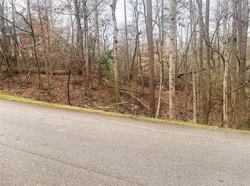 604 Cross Creek Dr, Seneca, SC, 29678-1107 | Card Image