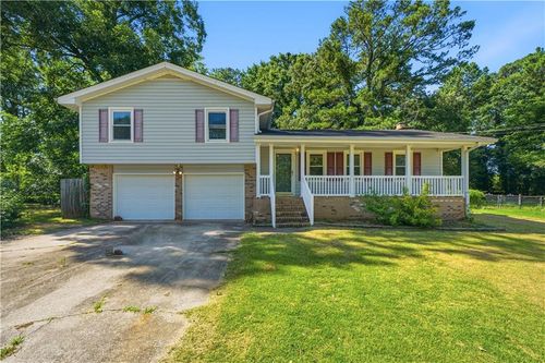 372 Plantation Blvd, Lawrenceville, GA, 30046-6212 | Card Image
