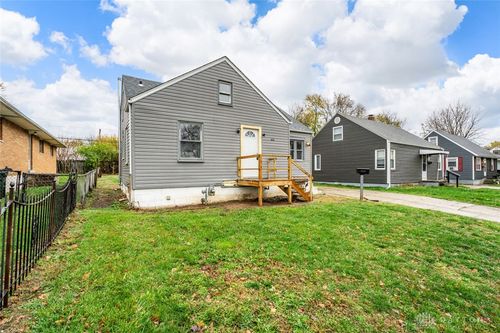 852 Princeton Ave, Fairborn, OH, 45324-3838 | Card Image