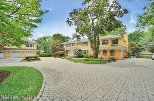 738 Todt Hill Road, Staten Island, NY, 10304 | Card Image